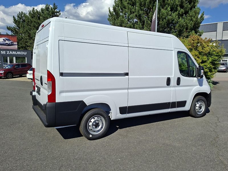 Peugeot Boxer (2026) Furgon L2H2 3300 BlueHDI 140  - fotka 5 z 5