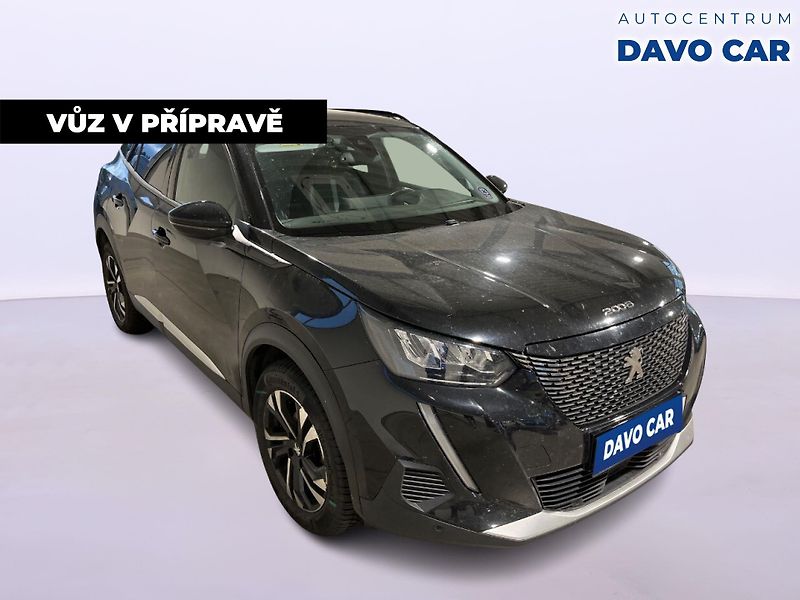 Peugeot 2008 1,2 PT 130k CZ Allure LED - fotka 4 z 25