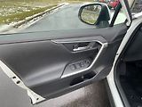 Toyota RAV4 2.5 Plug-In Hybrid 4x4Dynamic - náhled 25