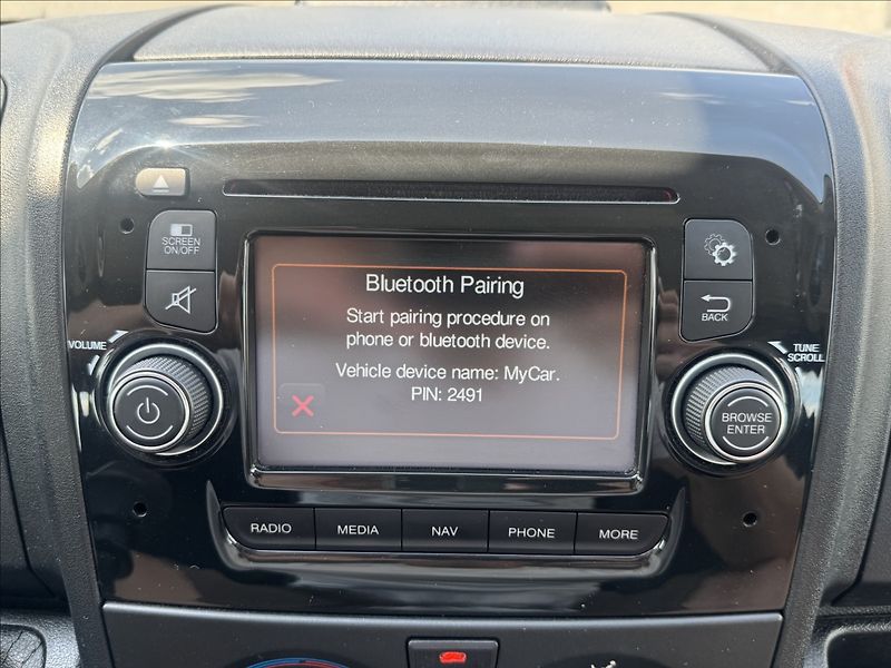 Citroën Jumper 2,0 96kW 9 MÍST DPH NAVI TAŽNÉ - fotka 27 z 31