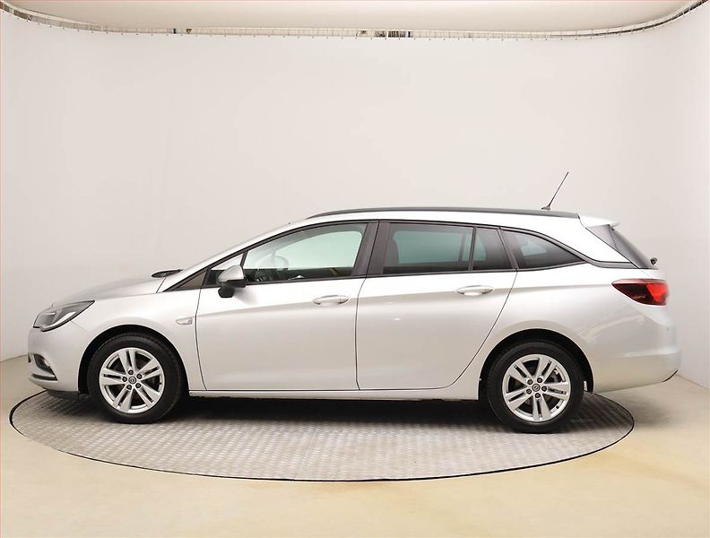 Opel Astra (2017) 1.6 CDTI, Serv.kniha, Tempomat - fotka 3 z 20