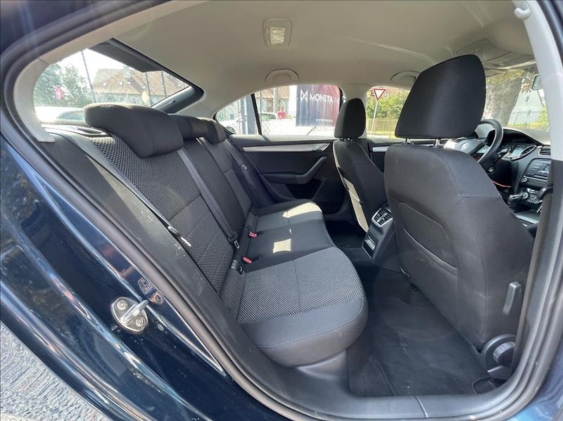Škoda Octavia 1,2 TSi 77kW  Senzory,Tempomat - fotka 37 z 49