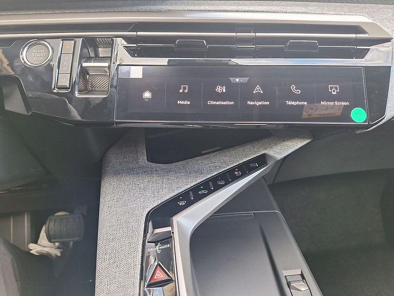 Peugeot 5008 (2026) BUSINESS Hybrid 145 e-DCS6 - fotka 19 z 22