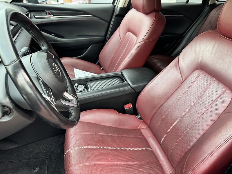 Mazda 6 (2021) 2.0i G-165 Automat LED Bose - fotka 26 z 50