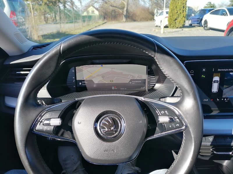 Škoda Octavia (2020) 2.0 TDi  LED,KAMERA,ACC - fotka 17 z 35