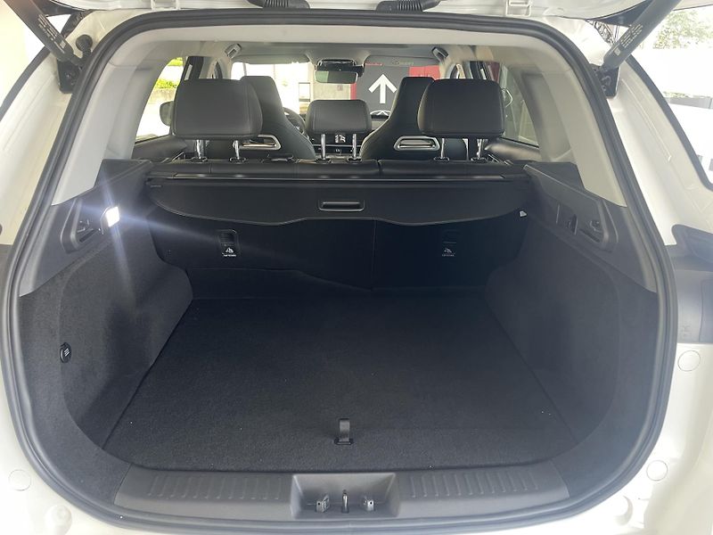 Chery Tiggo 7 (2026) 1,6T ICE Unique AWD - fotka 17 z 54