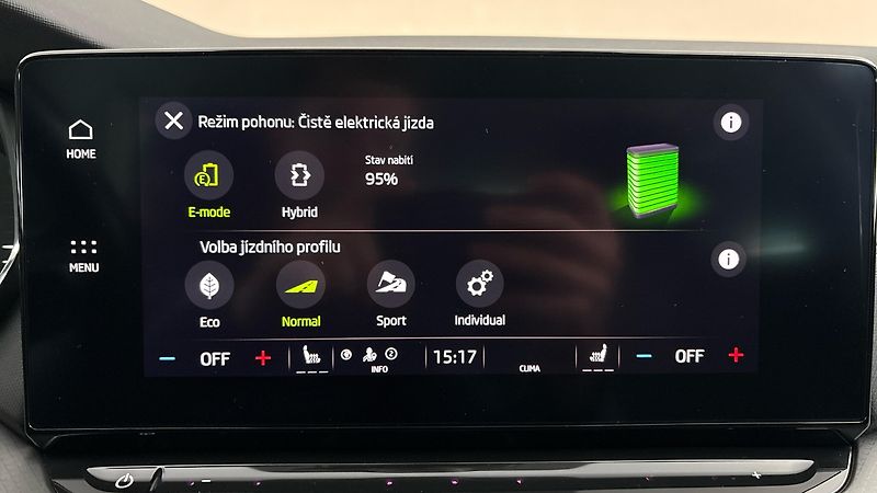 Škoda Octavia 1.4 TSI iV DSG Ambition - fotka 24 z 25
