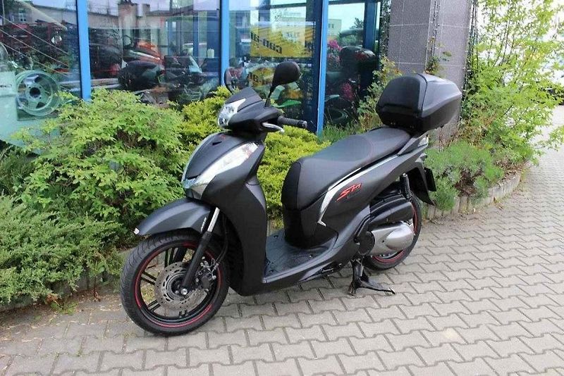 Honda SH 300i.
