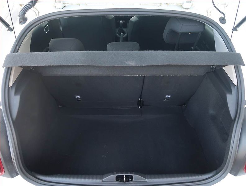 Citroën C3 (2019) 1.2 PureTech, Tempomat - fotka 13 z 14