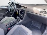 Volkswagen Golf (2018) 1.4 TSI 92 kW Maraton Edition - náhled 22