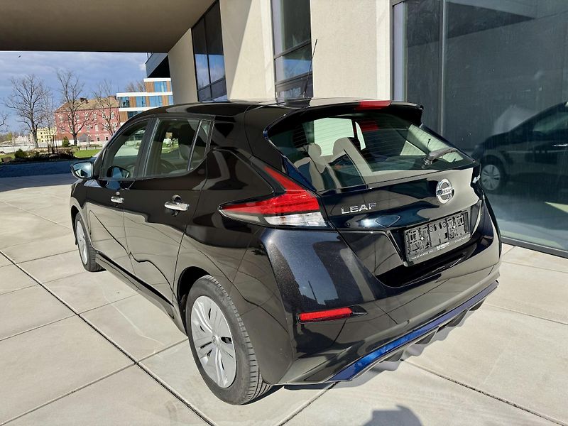 Nissan Leaf (2022) ELEKTRIC VISIA 1 MAJITEL - fotka 18 z 34
