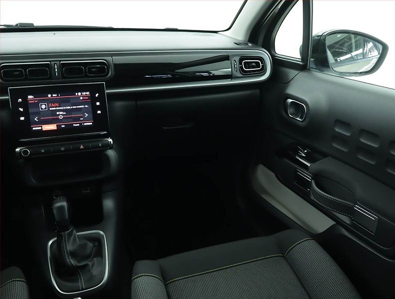 Citroën C3 (2024) 1.2 PureTech, Tempomat - fotka 8 z 15