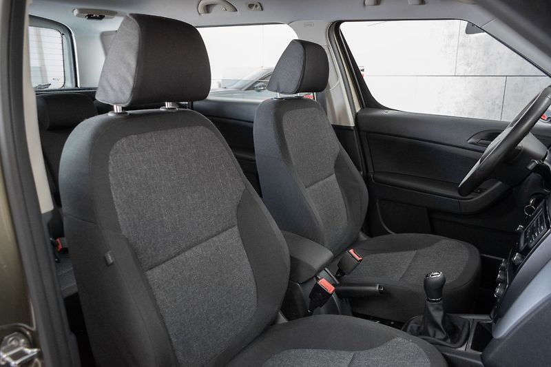 Škoda Yeti 1.2 TSI 81kW *OFFROAD ACTIVE* - fotka 11 z 33