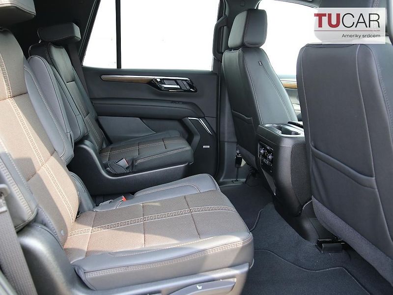 Chevrolet Tahoe (2026) High Country 6.2 V8 - fotka 32 z 45