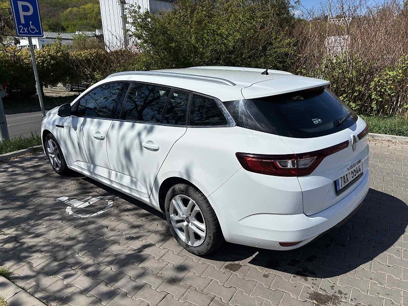 Renault Mégane (2019) RENAULT MEGANE Zen čtvrté gene - fotka 2 z 18