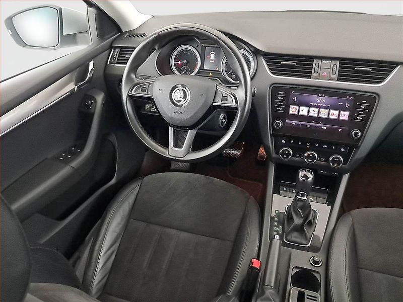 Škoda Octavia (2017) 2.0 TDI, Automat, Kůže, Navi - fotka 7 z 20