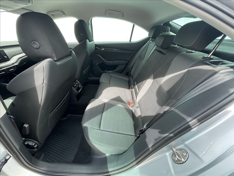 Škoda Octavia 2,0 TDI DSG Ambition Plus KESS - fotka 16 z 24