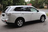 Mitsubishi Outlander 2.2DI-D 4X4 7 MÍST 110kW - náhled 10