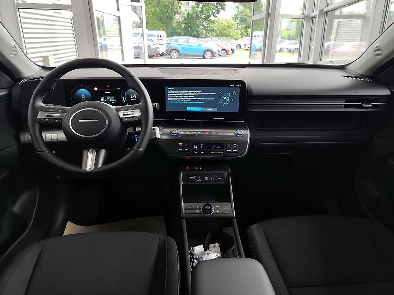 Hyundai Kona (2025) 1.6 GDi HEV 95kW SMART TECH - fotka 10 z 23