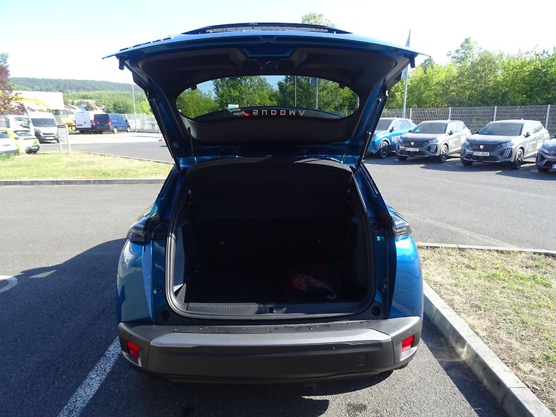 Peugeot 2008 (2026) ALLURE e-115 kW /156k - fotka 11 z 50