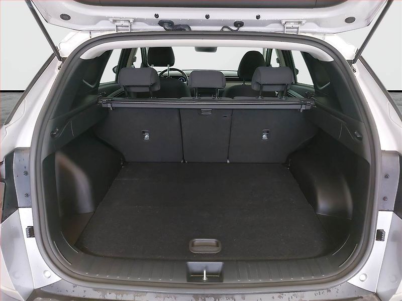 Hyundai Tucson (2023) 1.6 T-GDI 48V MHEV - fotka 11 z 16