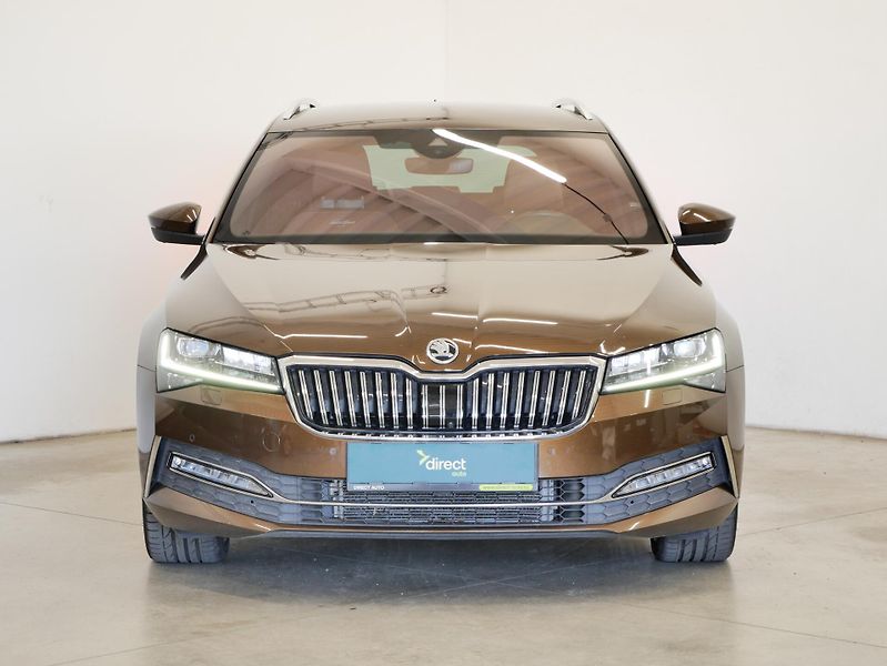 Škoda Superb - fotka 4 z 30