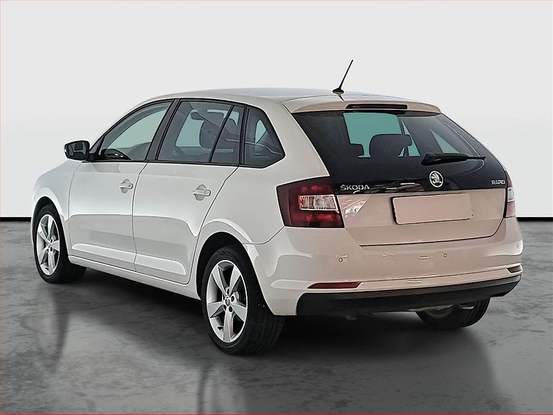 Škoda Rapid (2015) Spaceback 1.2 TSI, Tempomat - fotka 4 z 16