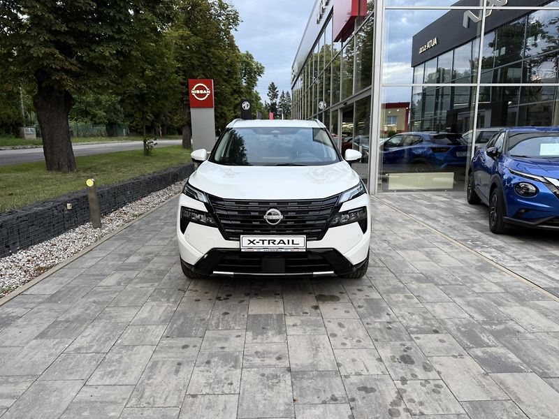 Nissan X-Trail (2026) E-POWER e-4ORCE TEKNA - fotka 2 z 19