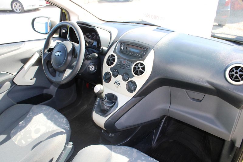 Ford Ka (2009) 1,3i SERVO ABS PC CD AUTORÁDIO - fotka 14 z 15