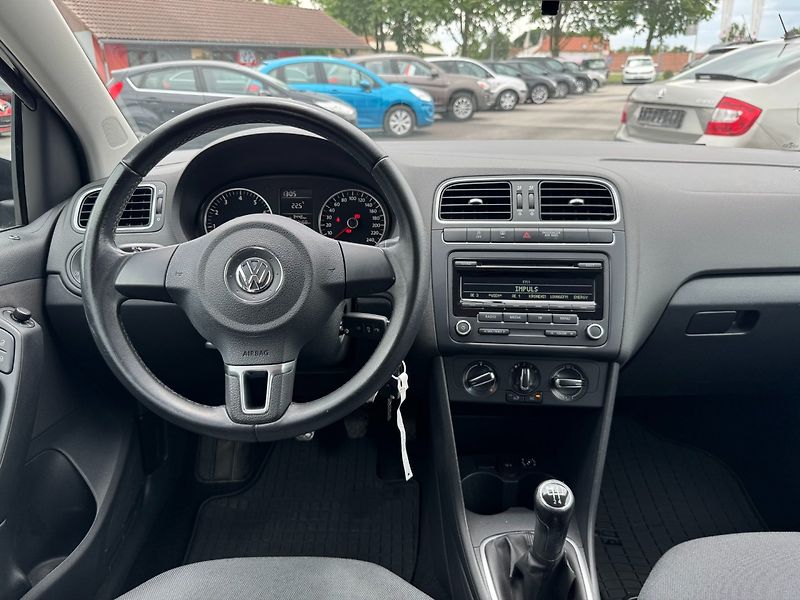Volkswagen Polo (2011) Comfortline 1.2 TSI 66kW - fotka 20 z 32