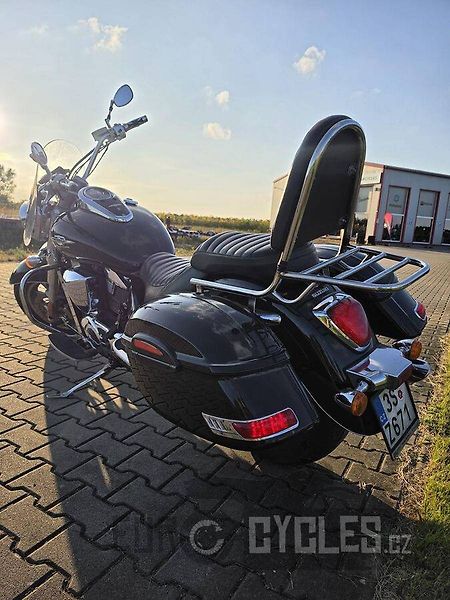 Suzuki Intruder C 1800 R (2009) - fotka 12 z 17
