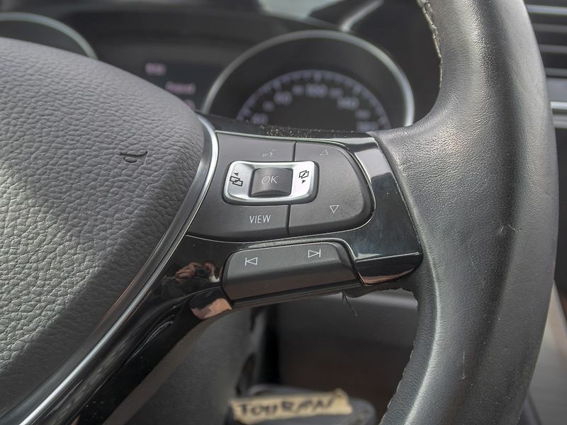 Volkswagen Touran (2019) 2.0TDI 110KW – Cebia 5*! - fotka 19 z 53