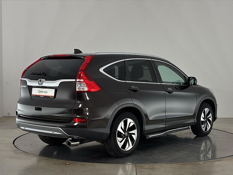 Honda CR-V Executive 4WD - fotka 2 z 31