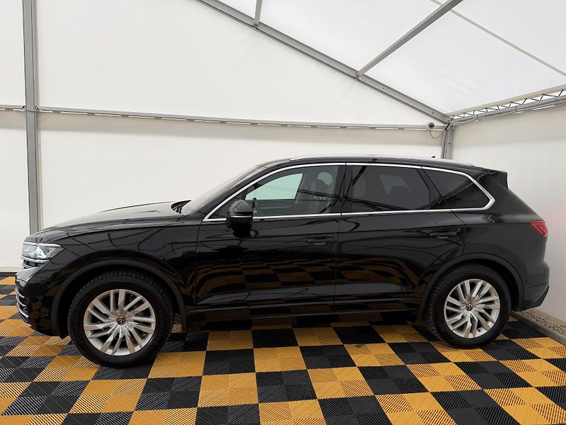 Volkswagen Touareg 3.0Tdi*1-MAJ*DPH*ELEGANCE* - fotka 4 z 49