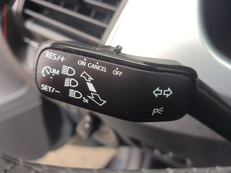 Škoda Fabia (2021) 1.0 TSI, Ambition, TZ, kamera - fotka 17 z 21