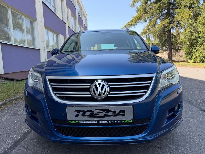 Volkswagen Tiguan 2,0 TDI 4x4 / Sport / servis.k - fotka 7 z 29