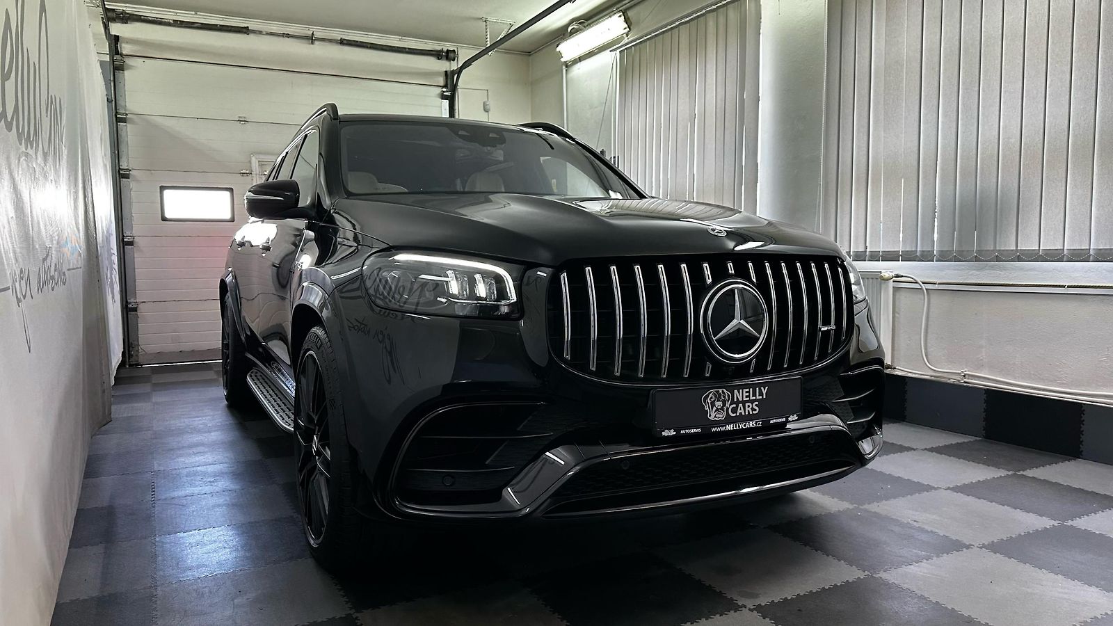 Mercedes-Benz GLS 63 AMG / TOP VÝBAVA 