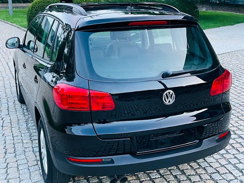 Volkswagen Tiguan 1.4TSI MANUÁL VÝHŘEV PANORAMA - fotka 16 z 46