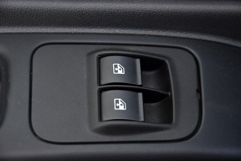 Fiat Qubo 1.3 MultiJet,KLIMA,PDC,ALU16 - fotka 9 z 44