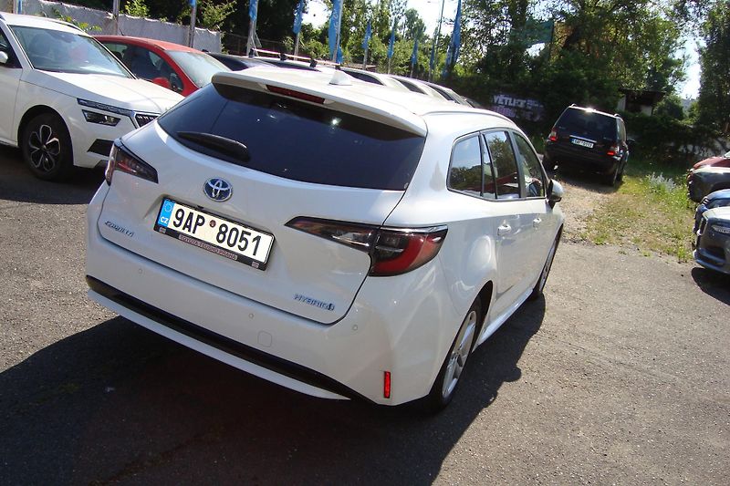 Toyota Corolla (2023) 1.8i Hybrid,ČR,1,Maj. - fotka 7 z 78