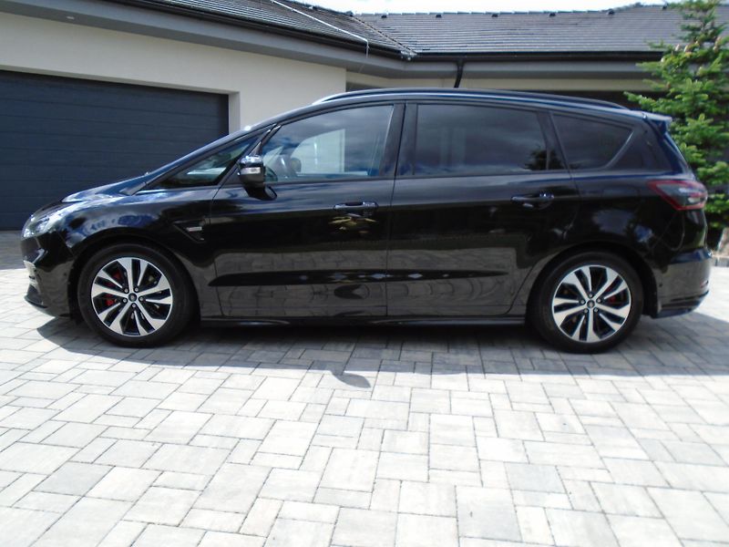 Ford S-MAX 2.0EcoBlue140kW 8AT ST-Line 7m - fotka 8 z 48