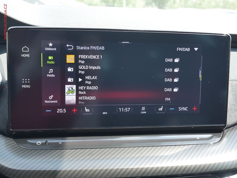 Škoda Octavia (2021) 2.0TDi 4x4, ČR, RS, DSG, LED - fotka 12 z 25