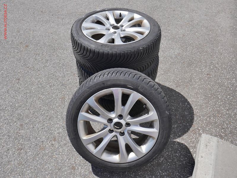 Škoda Superb (2009) 2.0 TDI 4x4, ČR, Xenon, AC - fotka 17 z 18