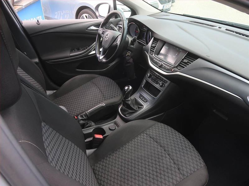Opel Astra (2019) 1.4 T, Serv.kniha, Tempomat - fotka 9 z 16