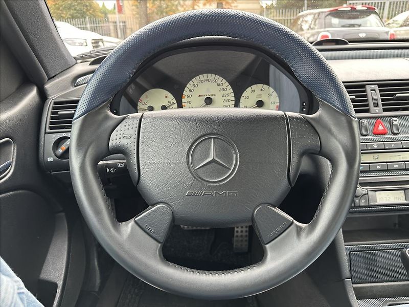 Mercedes-Benz Ostatní 4,3   43 AMG - fotka 16 z 28