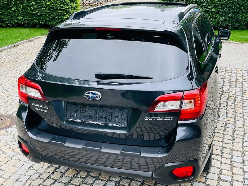 Subaru Outback 2.5i 4x4 AUT SERVISKA 1MAJITEL - fotka 13 z 49
