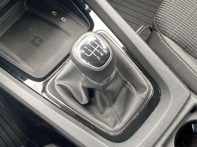 Škoda Octavia (2024) Combi 2.0 TDI Ambition - fotka 16 z 31