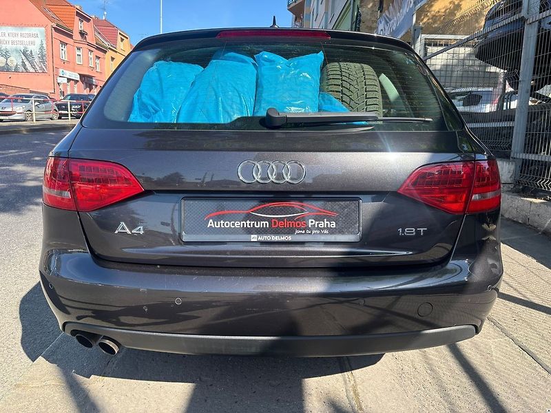 Audi A4 1.8TSi/2010/S.KNIHA-MAN6-2.MAJ - fotka 5 z 46