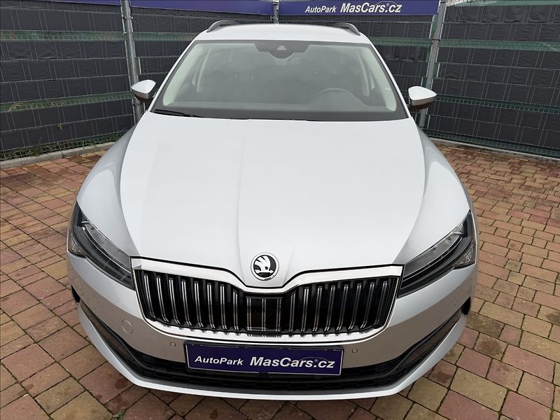 Škoda Superb 2.0 TDI Ambition/Virtual/ACC - fotka 2 z 25