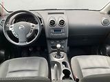 Nissan Qashqai (2011) 1.6i 4x2, Acenta - náhled 8